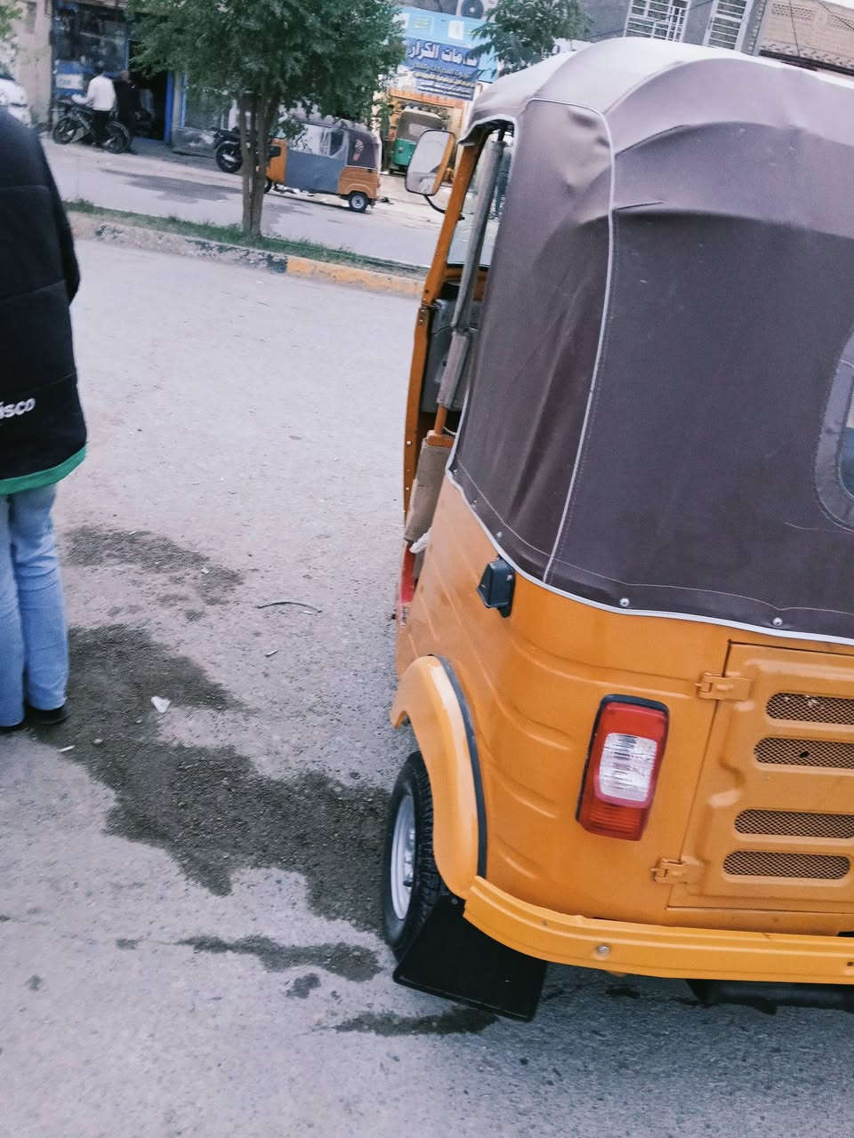 سلام عليكم تكتك للبيع موديل20 رقم وسنويه رقم كربلاء تحويل ثاني يوم بسمي التكتك محرك بوش وبستم خير من الله العنوان كوت قضا نعمانيه الهاتف***********
***********
