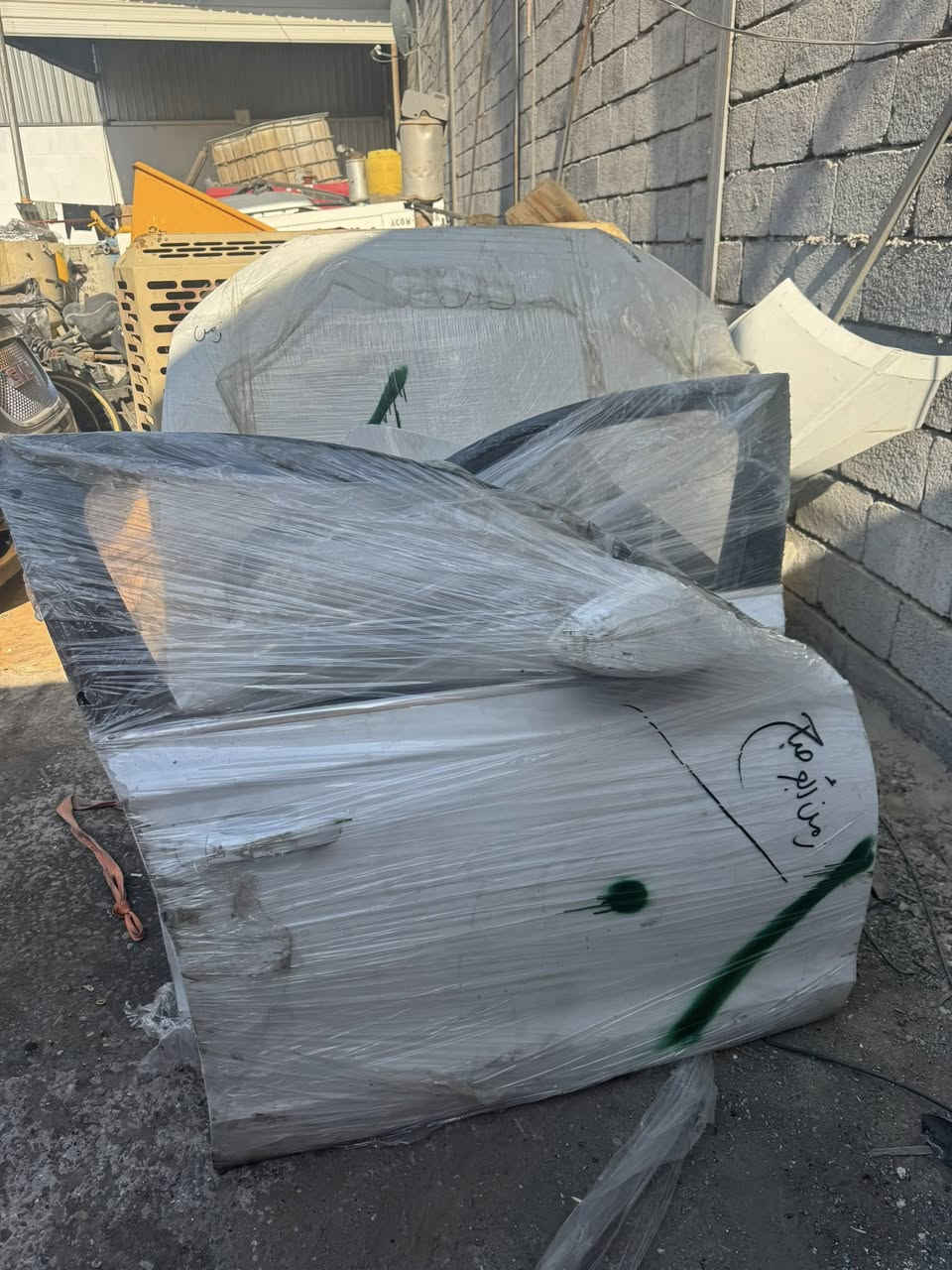 وصول اودي a6 لون ابيض لون مطابق
كشر كامل 

عنوان 🔊 محلات دبي /بغداد /شارع النضال/مقابيل محطه وقود البتاوين ***********  اخوكم mustafa gli لقطع غيار السيارات🚘🚘 توجد خدمه توصيل لكافه انحاء العراق🚕🚕
