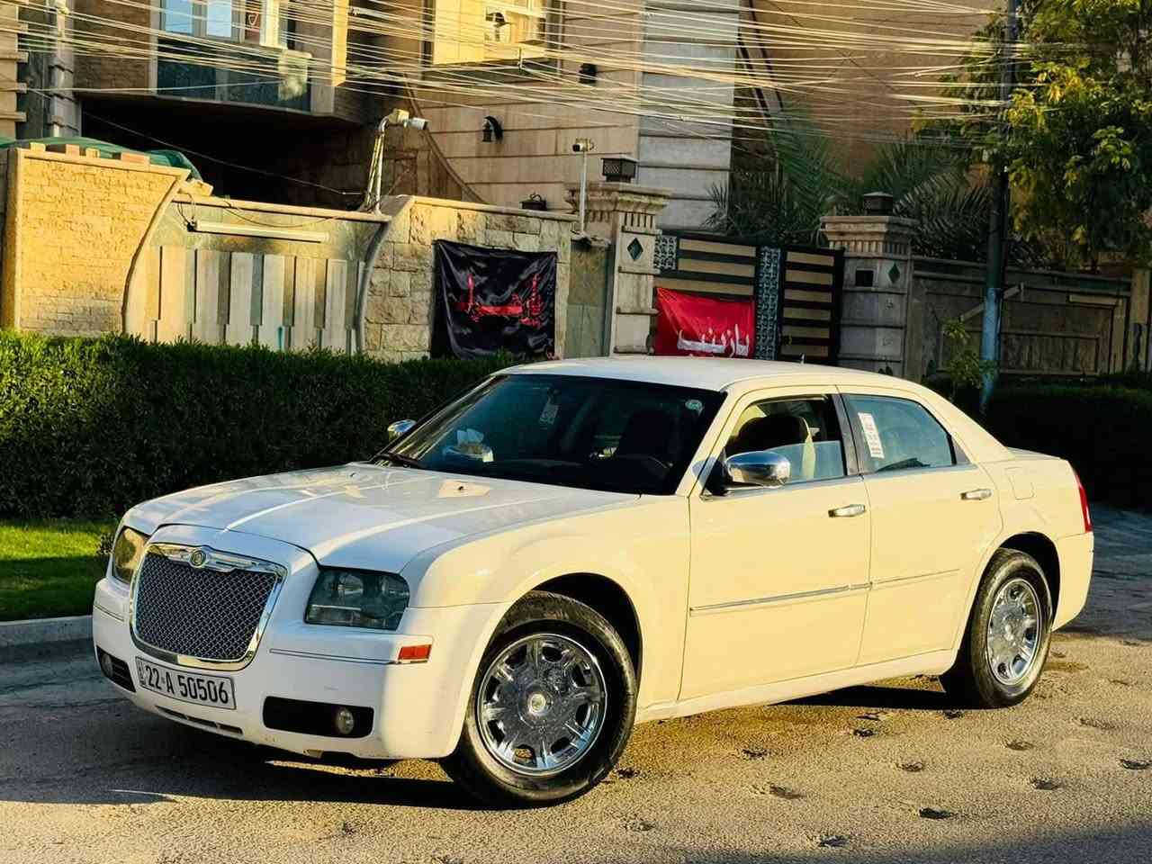السلام عليكم اوباما 2008 السياره كامله اي نقص مابيها تبريد تخم تاير جديد رقم اربيل تحويل مباشر مكان السياره بغداد رايدها بشده لدكلي غالي اكو هواي ***********
