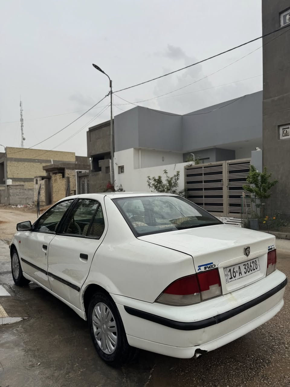 سلام عليكم :

سمند 

المديل:2009 

رقم قادسيه الجديد نكليزي

السياره عل وضع الشركه 

بدون صبغ فقط البنيد مصبوغ

براغي الشركه مامفتوحه

دواخل جديده 

كهربائيات كلها شغاله 

مكينه جديده 100/100 

كير ايضا كفاله 

الحداديه 100/100 

تخم تاير جديد حتى السبير

مكان السياره نجف

السعر  36 وبيها مجال بسيط 

***********
