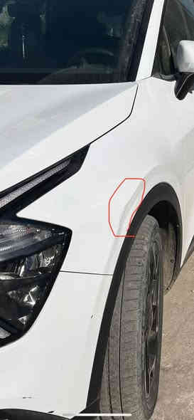 السلام عليكم سبورتج موديل ٢٠٢٢ 
سويج ماشيه ٤١ 
رقم بغداد
مكفوله 
عدا شخط بسيط على كد اصبع
للاستفسار ***********
السعر ٢١٢
