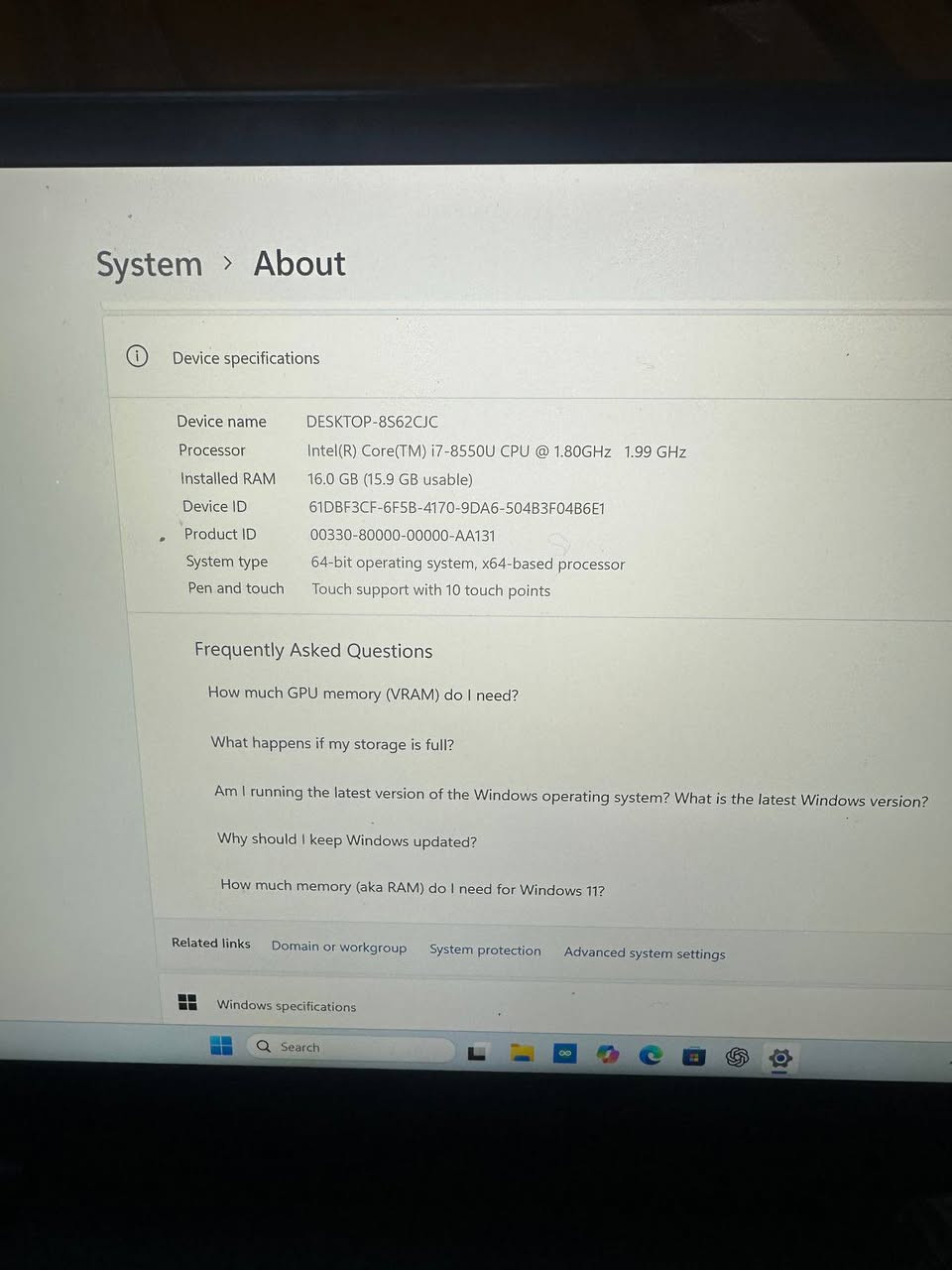 سلام عليكم عندي لابتوب لمس قلااب ٣٦٠  للبيع سعره ٤٥٠ الف وبي مجال الي حاب يتواصل وياي ع هذا الرقم ***********
