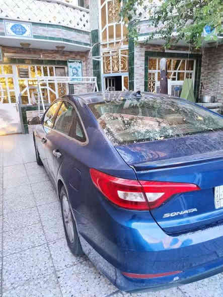 السلام عليكم 
سوناتا ٢٠١٥ 
وارد أميركي 
رقم بغداد 
محرك ٢٤٠٠
الضرر جاملغ وشويه من الباب الخلفي صفحه الساىق
 مكفوله كير و محرك ومن الضربه ماعدا حادث الوارد السياره على أيدي اني استوردتها وخير من الله 
تاثيرات جديده 
تبريد ثلج 
السعر 115$ وبيها مجال 
للاستفسار ***********
