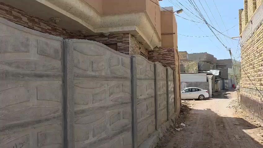 دار للايجار المساحه 225 متر طابقين غرفتين نوم وهول واستقبال ومطبخ ومجمع صحيات 
العنوان /حي الجزائر خلف محكمة 
او جمجمه الشماليه 
#توجد لدينا عدة عروض 
#بيع أو #شراء أو #ايجار عليكم متابعة الصفحة لطفا أو الاتصال بنا ويظهر لكم كل ما هو جديد لدينا مع فائق التقديرلكم 
***********
