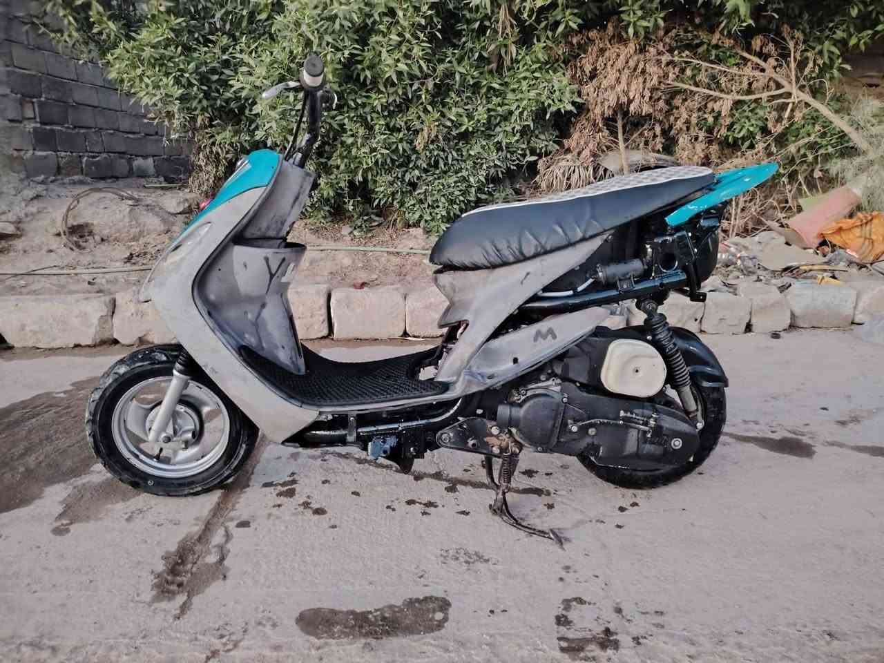(من رخصت الادمن) السلام عليكم.
 دراجه ماكس منغول
مكينه55
صالنه FM أصليه
كابريته أصليه
شوته رياضيه
 شلعه ومعدل الدراجه جاهزه وخير من ألله 
مكاني نجف حي الميلاد شارع 20 قرب أسواق وعد او قرب ماكولات أمجد الدراجه أحلى من الصور رقم الهاتف:***********
واتساب ***********
