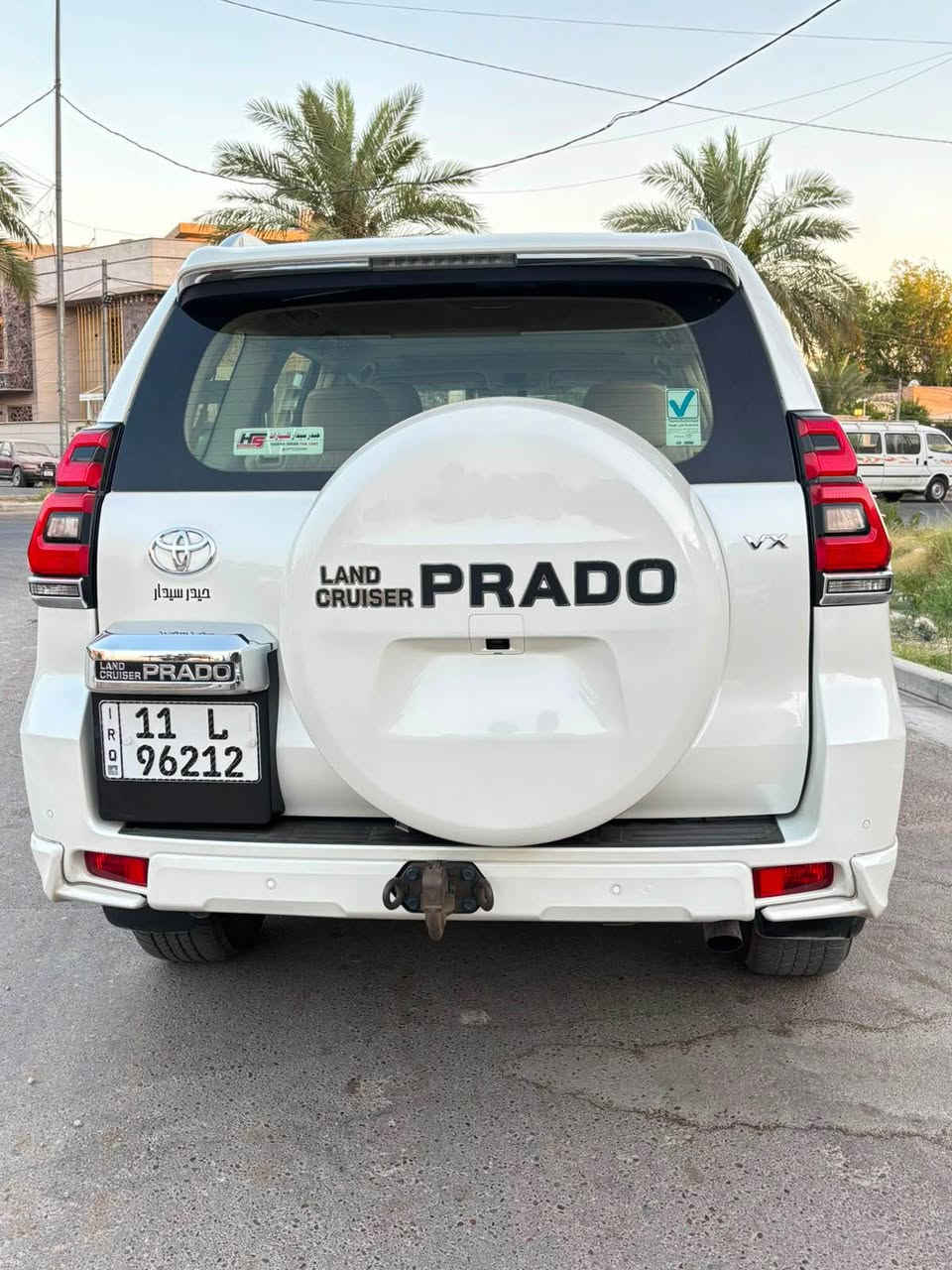 برادو 2020 vx كاميرا وحدة ماشية 104 ألف 
شركه ساز 

سعر 38500 الف دولار  3دفاتر و80 
مكان السياره سيديه 
*********** بغداد, العراق
