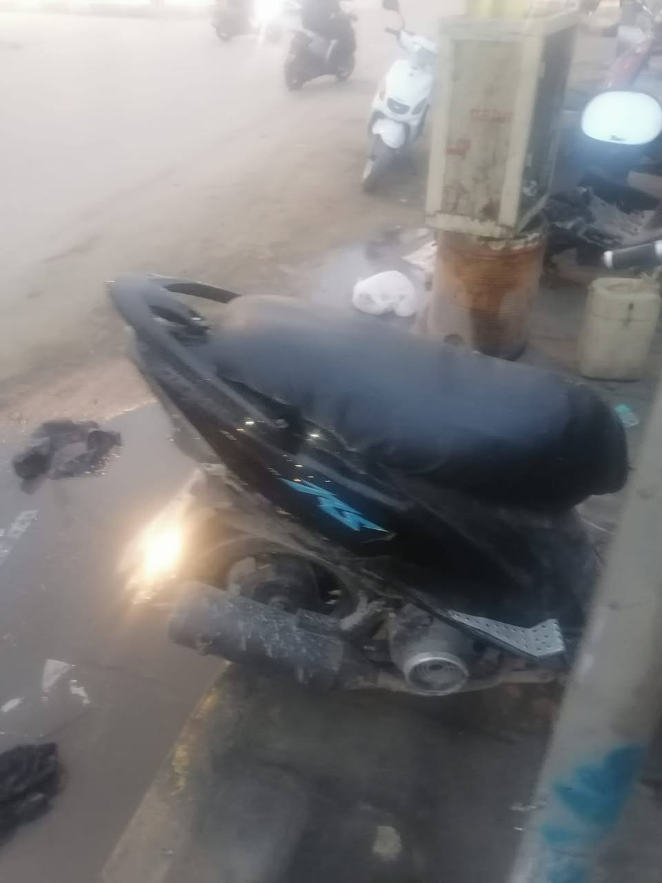 السلام عليكم دراجه ماكس عدل دراجه مفتوح دراجه كل شيء شغل السعر ٣٥٠مكلف بل نشر مكلف بل نشر هذا صاحب الدراجه هذا رقمه***********
