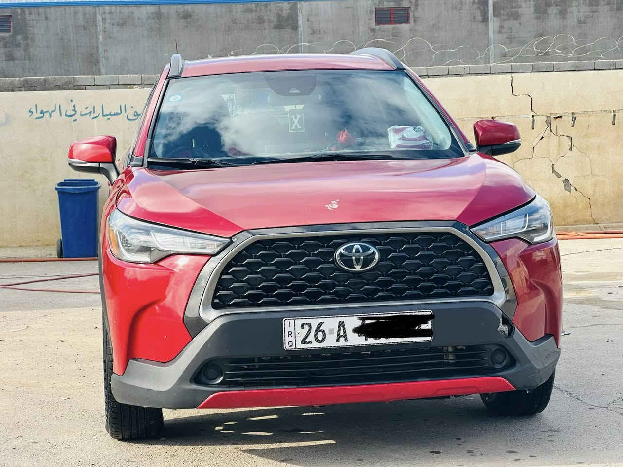 السلام عليكم

� للبيع: Toyota Corolla Cross 2023 LE

سيارة نظيفة جداً بحالة ممتازة، استخدام شخصي ، الضرر مذكور  (قابل للفحص)

• محرك 2.0 لتر، 4 سلندر

• ناقل حركة أوتوماتيك CVT

• دفع أمامي 

    • اقتصادية بالوقود   

• شاشة وسطية 8 إنج + نظام صوتي

• نظام دخول ذكي وتشغيل بصمة

• كاميرا خلفية + حساسات

• أنظمة أمان:

• تنبيه مغادرة المسار

• نظام الحفاظ على المسار

• رادار + تنبيه النقطة العمياء  

• مرايا كهربائية مع تسخين

• جنوط + تصميم SUV عملي ومرتفع عن الأرض

• واسعة ومريحة (5 ركاب)

• اقتصادية جداً بالبزين

• ارتفاع مناسب للطرق

• اعتمادية تويوتا المعروفة

ماشية 82الف ميل

💰 السعر: ( 185 وبيها مجال)

📞 للتواصل: ‭٠٧٨٢ ٢٤٨ ٢٧٢٧
