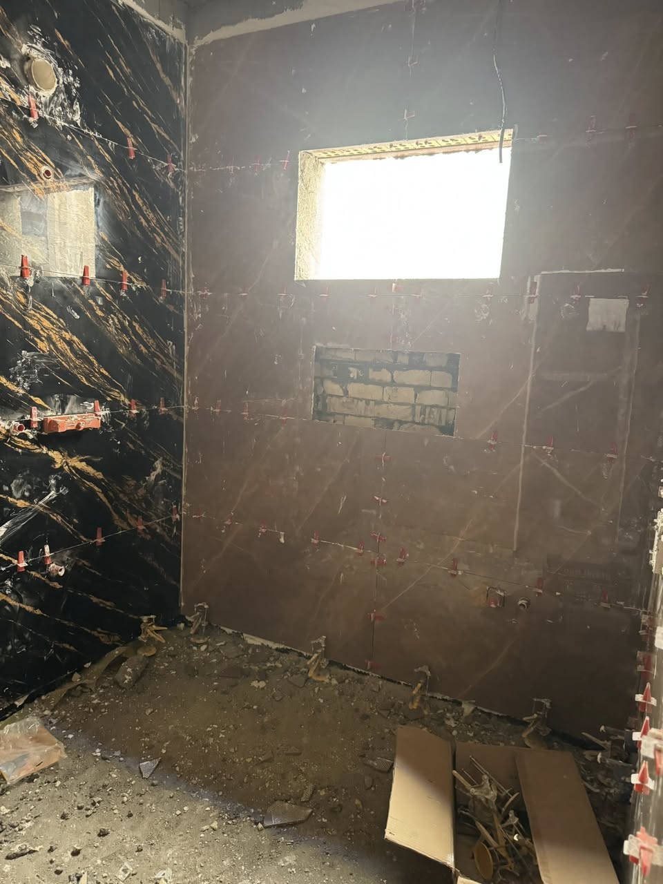 سلام عليكم خلفه سيراميك مرمر وكرانيت وبور سلين ولوح وبايات درج متفرغ حاليآ  فقط داخل كربلاء اتصل وخادم ***********
***********تحب تشوف الشغل  راسلني واتساب
