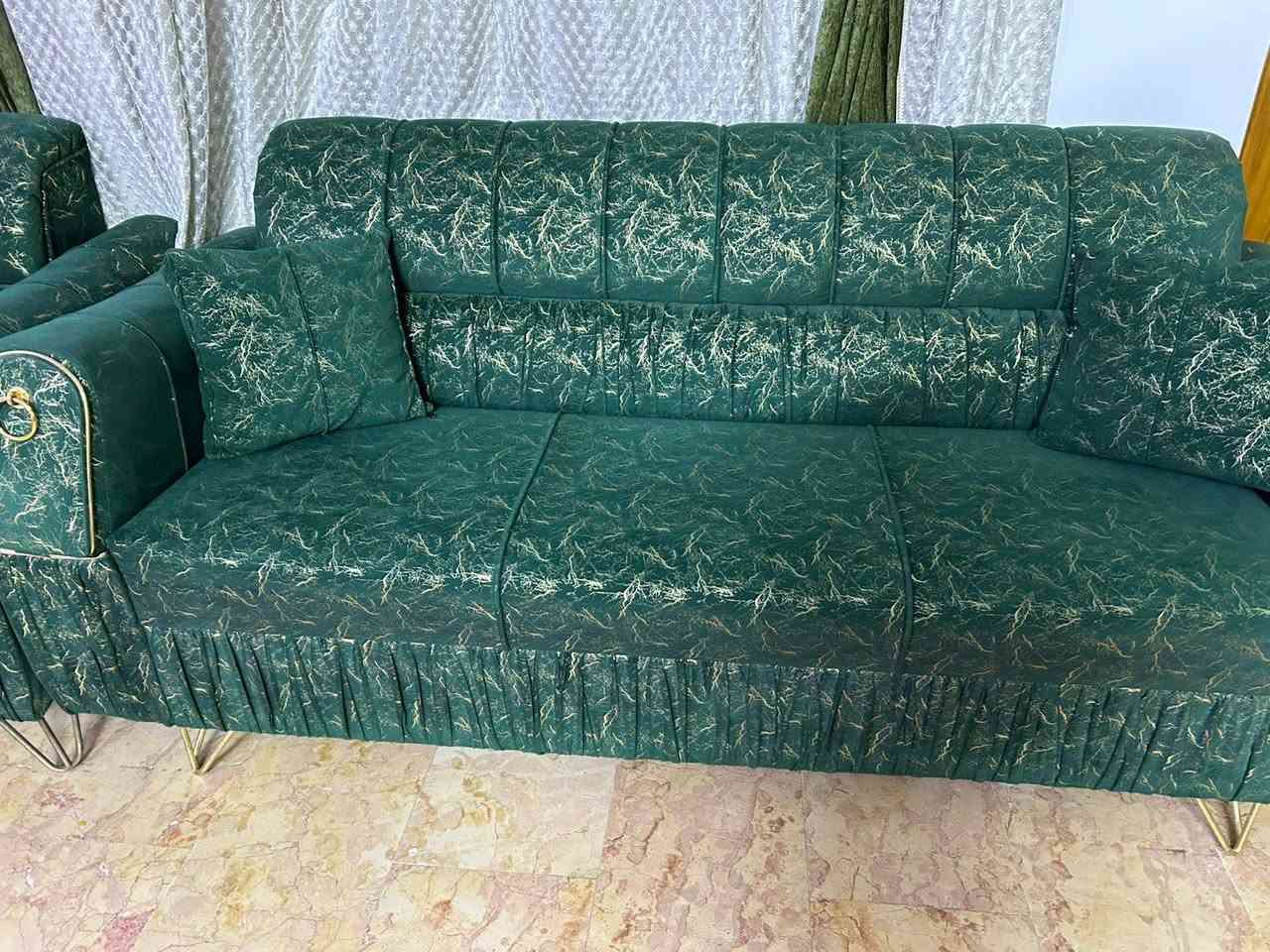 السلام عليكم
تخم ديوان ١٥ مقعد مابي اي ضرر ب٤٥٠
ميز بلازما ب٢٠ عنواني بغداد


**إذا كنت صاحب هذا الإعلان وتريد حذفه لأي سبب، رجاءا أرسل رسالة إلى الدعم الفني**