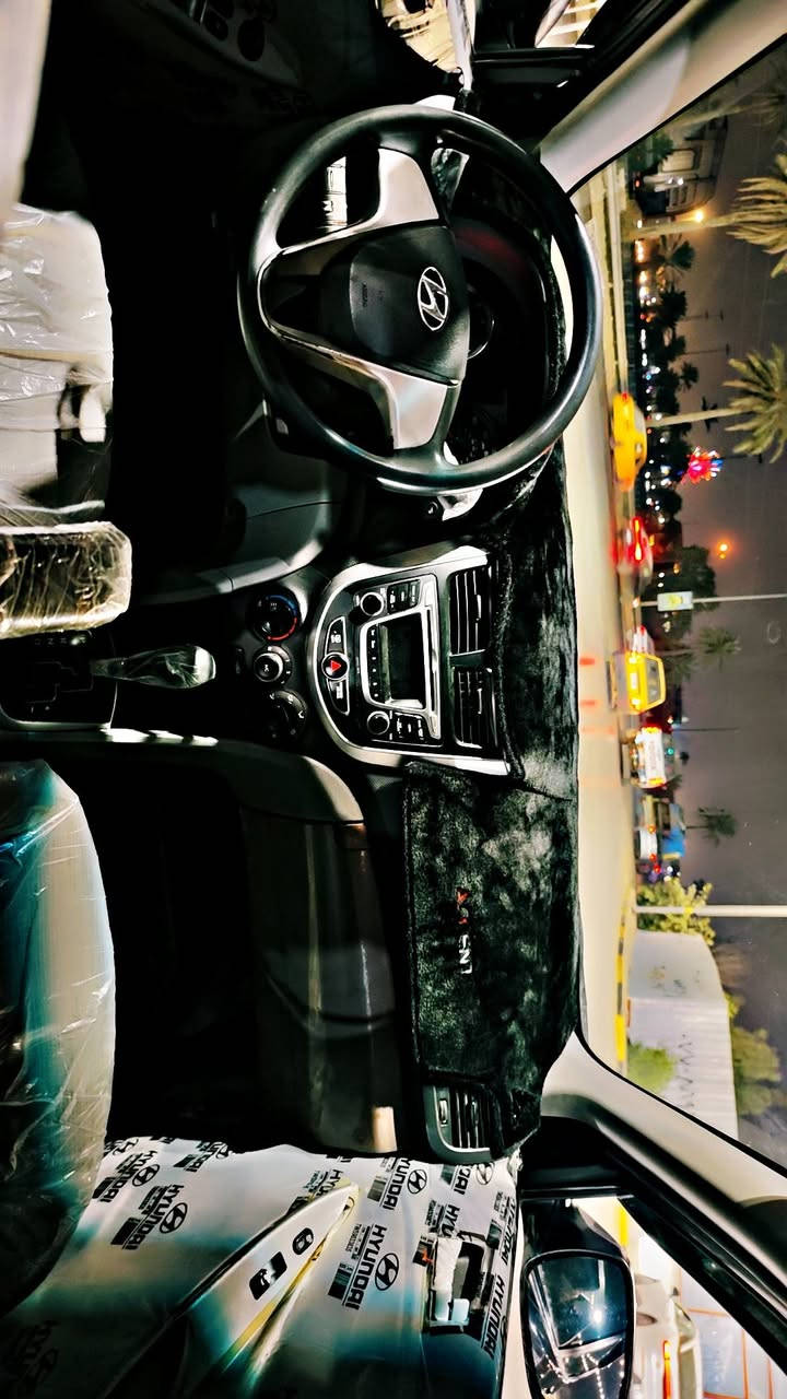 اكسنت 2015 وارد امريكي حادث سرقة جملاغات الاماميه ثنين فقط.   تخم تاير جديد هزه جديده تحويل ثاني يوم سياره كلش كلش نضيفه مكاني بغداد مدينه الصدر السعر 94 وبيها مجال ***********
