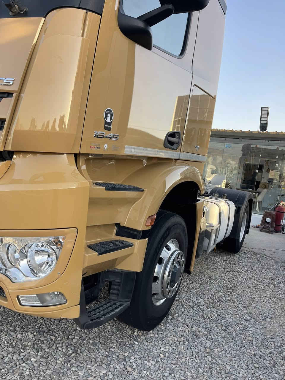 actros. 4x4. 1845. 2018
سيارة جديد مقفول فول مواصفات
عنوان سليمانية
..***********,
