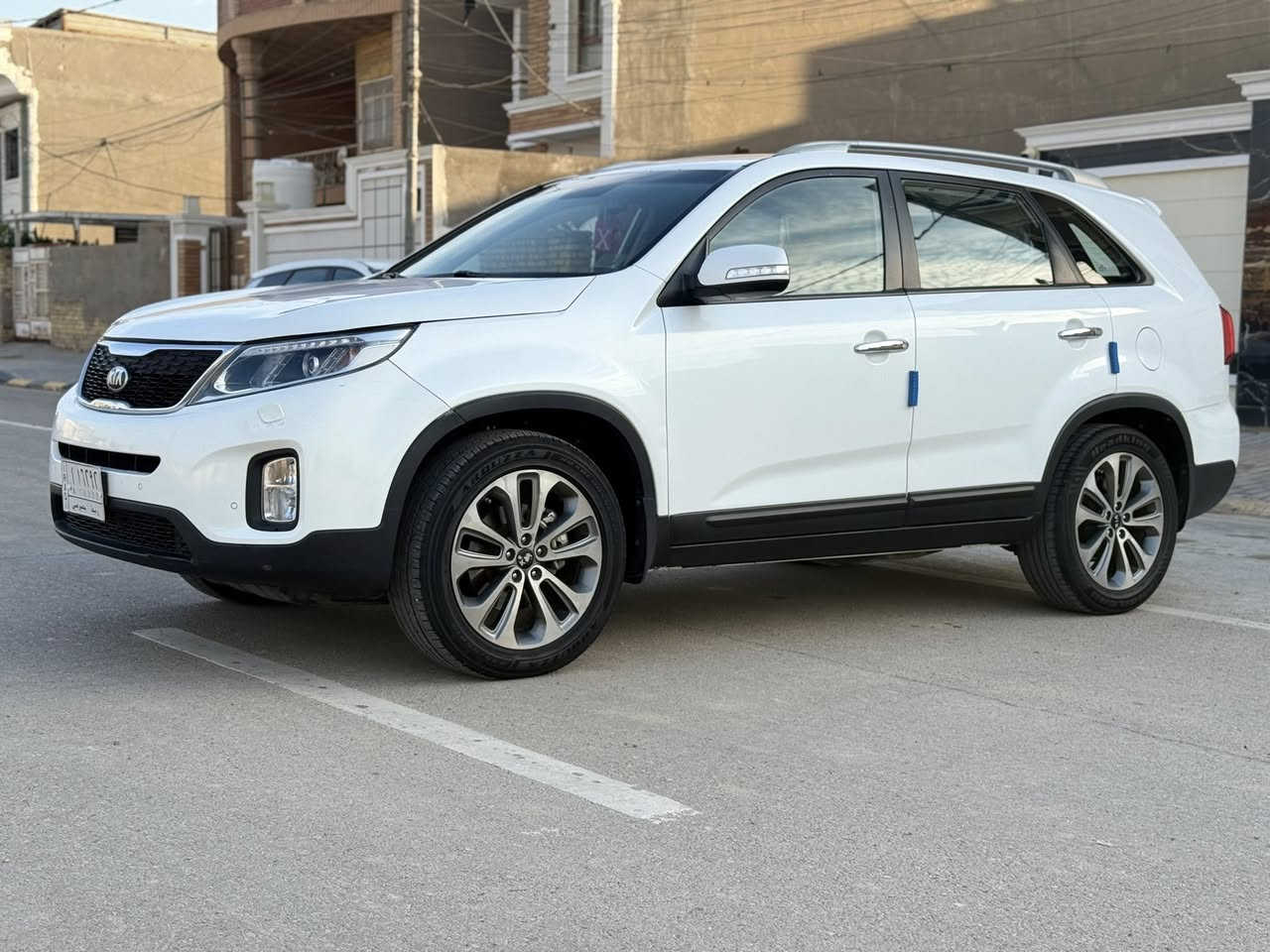 السلام عليكم كيا سورنتو موديل 2014 خليجي محرك 6 سلندر بسمي تحويل مباشر
ماشيه 144 الف كم 

محرك 6 سلندر شرط ما مفتوح بي برغي مكفول كير ع الشركة تخم تاير حداديه تبريد تدفئه سيارة جديدة جدا 

السيارة مكفوله بيهة شويه صبغ بالبنيد واضح بالسونار كدامك سيارة جديدة جدا

الموصفات بصمه وترحيب 7 راكب 3 قطع تبريد 

اشارة بالمري لايت زنون بلادي حساس امامي خلفي 

زراك لايت بردات بقيه كشن كهربائي السعر 188 مجال بسيط مكاني واسط قضاء الحي 

السونار مرفق كلشي واضح بي خاص مجاوب وين ميعحبك تفحص 

***********

***********
