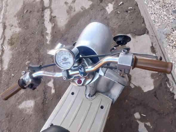 السلام عليكم ورحمه الله دراجه كلاسيك فحل شلعه ومعدل تأخذه مثل ما بالصوره سعر 225 و بيه مجال مكاني بلديات ***********
