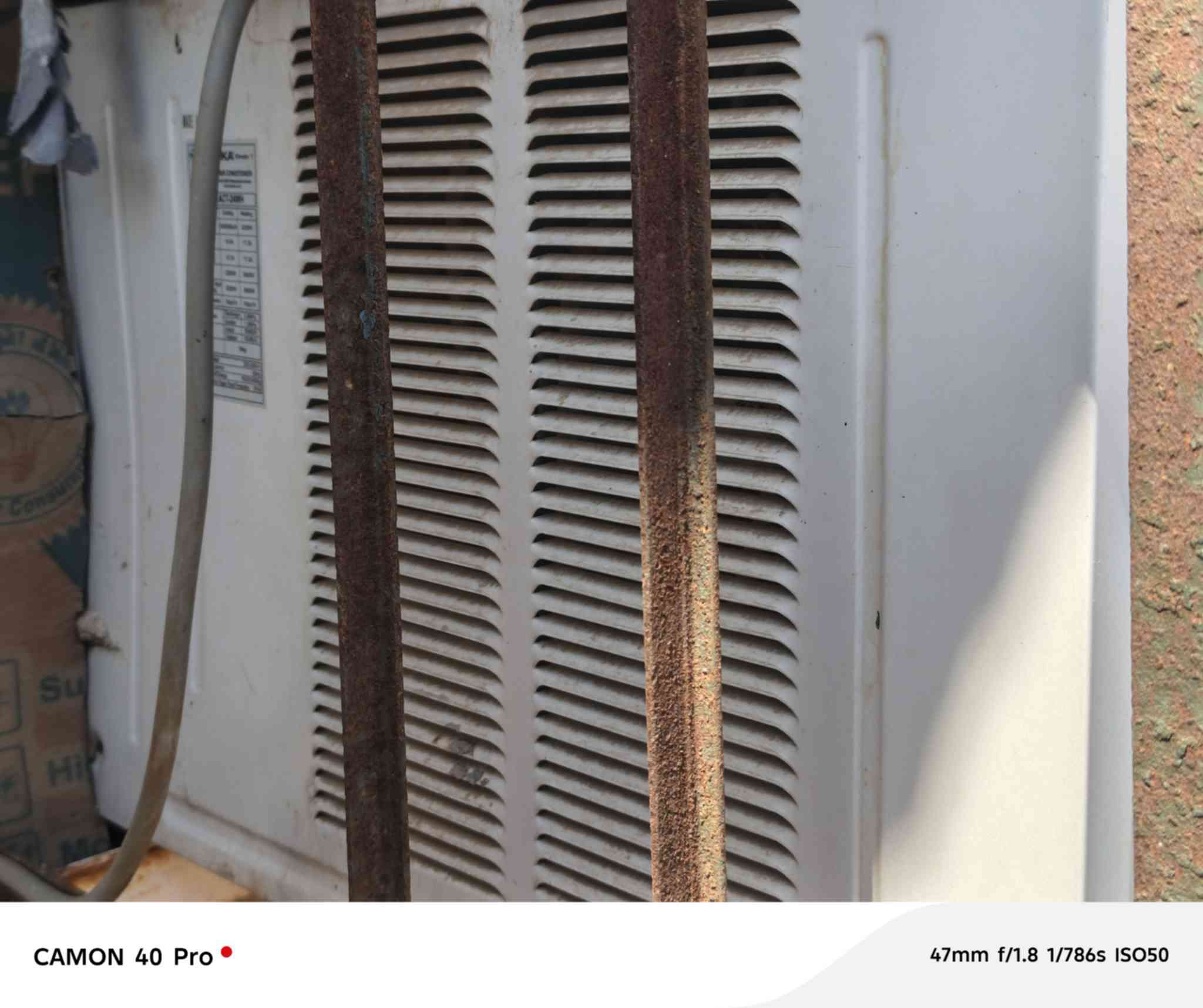 السلام عليكم 
مكيف 2طن 
نوع المكيف دنكه
شغال ثلج


**إذا كنت صاحب هذا الإعلان وتريد حذفه لأي سبب، رجاءا أرسل رسالة إلى الدعم الفني**