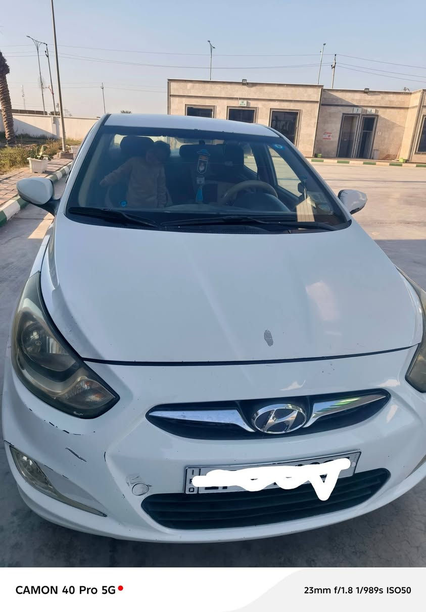 السلام عليكم اكسنت مديل ٢٠١٣محرك١٦٠٠ دوش قطرتين خليجي فول حدادية جديده تخم تاير تبريد چكمچه اشاير بل مري  رقم مثنى باسمي مكان السياره واسط 
السعر ٩٥ وبيها مجال 
***********
