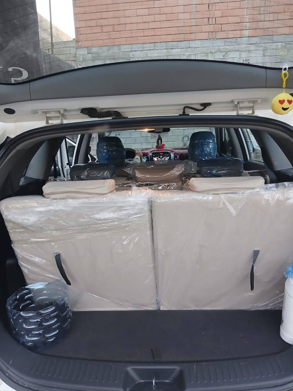 كيا سورنتو 15موديل رقم جديد سنويه جديد سيارة جاهز مابي اي طخه رقم كركوك دولي بسمي مكان كركوك شرط تحويل 168بي مجال ***********
