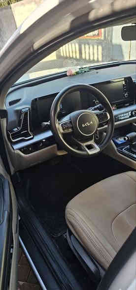 السلام عليكم سبورتج خليجي ٢٢ للبيع نص مواصفات 
ماشية ٥٣ بيهة بارد باب خلف سائق وجاملغ بارد فقط بدون صبغ 
سيارة جاهزة من كلشي 

*********** مكاني م.صدر السعر ٢١٣ بيهة مجال قليل
