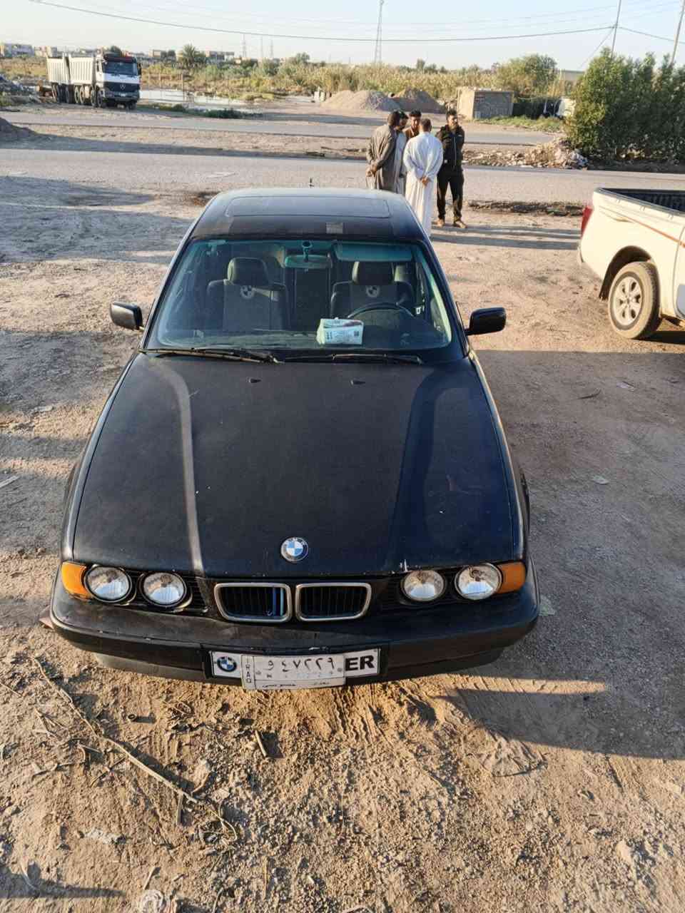 سلام عليكم موديل ٩٢ اصل ٥٢٠ بيها كير مكينه ٢٥ جدد صدر جديد تبريد شغال سياره حلوه ماكو هيج سعر بيع مستعجل ٤٧ بيها مجال شراي مكان بغداد تبريد شرط ***********
