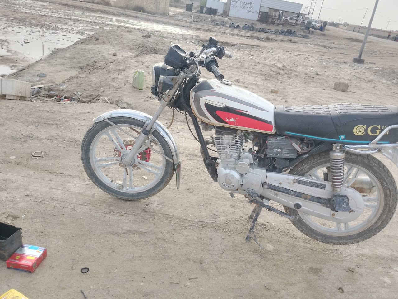 للبيع @ 
دراجه سيفان موديل23 جاهزه من كل شيئ 
اوراق سكنر السعر خاص 
مراسله او اتصال ***********
