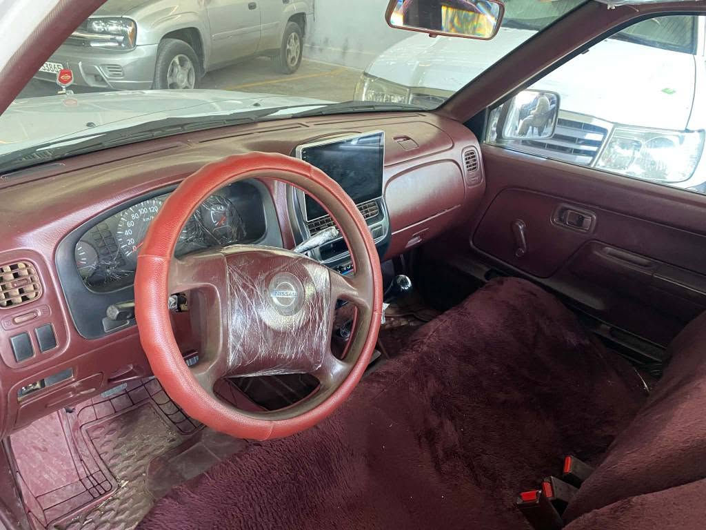 نیسان 2006 ناوسور بەشەرتی گێر ومەکینە و تەبریدو  ھەموگیانی  بەشەر ت سنەوی  تازە بەسەرچوە  سەیارەکە  ھیج  لێدانی  نیە سبوخی  نیە کمێک  ساردە  کوتی ھە یە سحری 105 کەمێک
***********
*********** السليمانية, العراق
