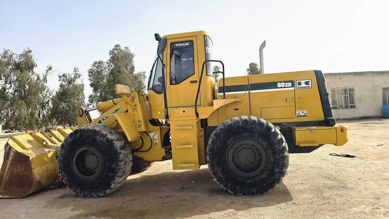 شفل اللبيع كاوسكي زتA اي 
موديل 2010 اصل 
مسجله 2019 رقم نجف 
مكفول كفاله عامه من الصبغ والفتح
محرك وكير مكفولات لاستفسار 
لاتصال على رقم ***********
العنوان النجف الحيدريه
