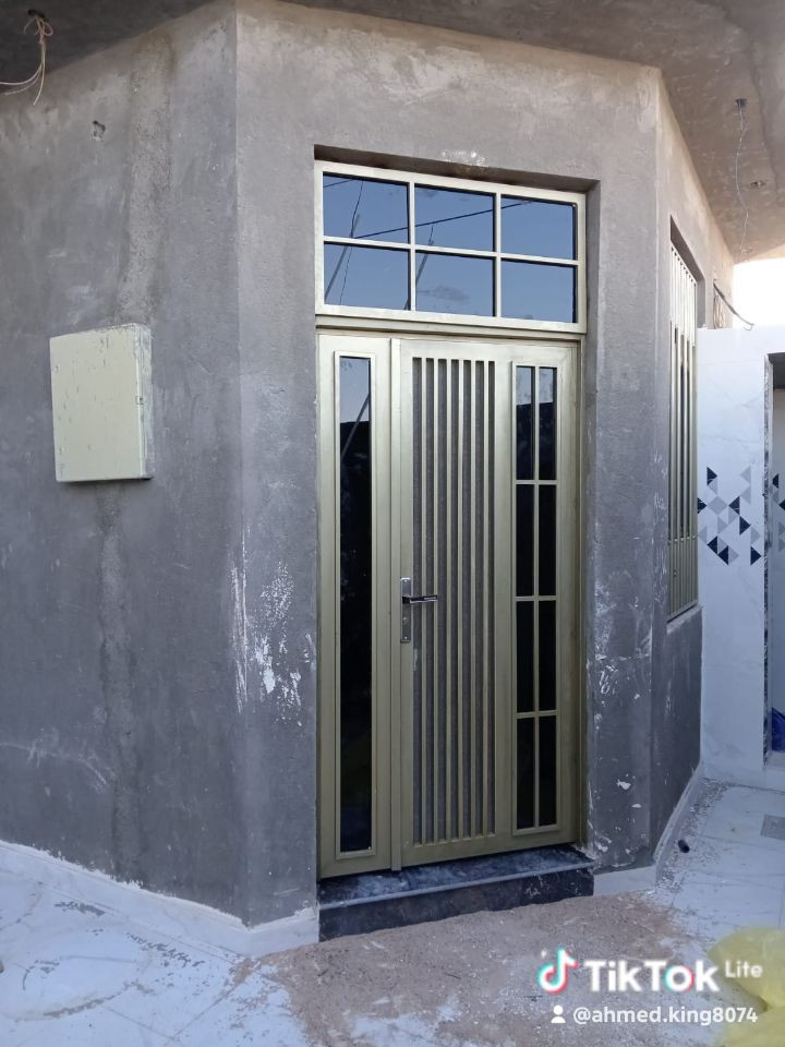 معمل احمد الحداد كافت انواع الحديد واحدث التصاميم ابواب وشبابيك وسقاف وبسعار مناسبه العنوان تقاطع الصياغ يمكنكم التواصل عل وتساب ***********/***********
