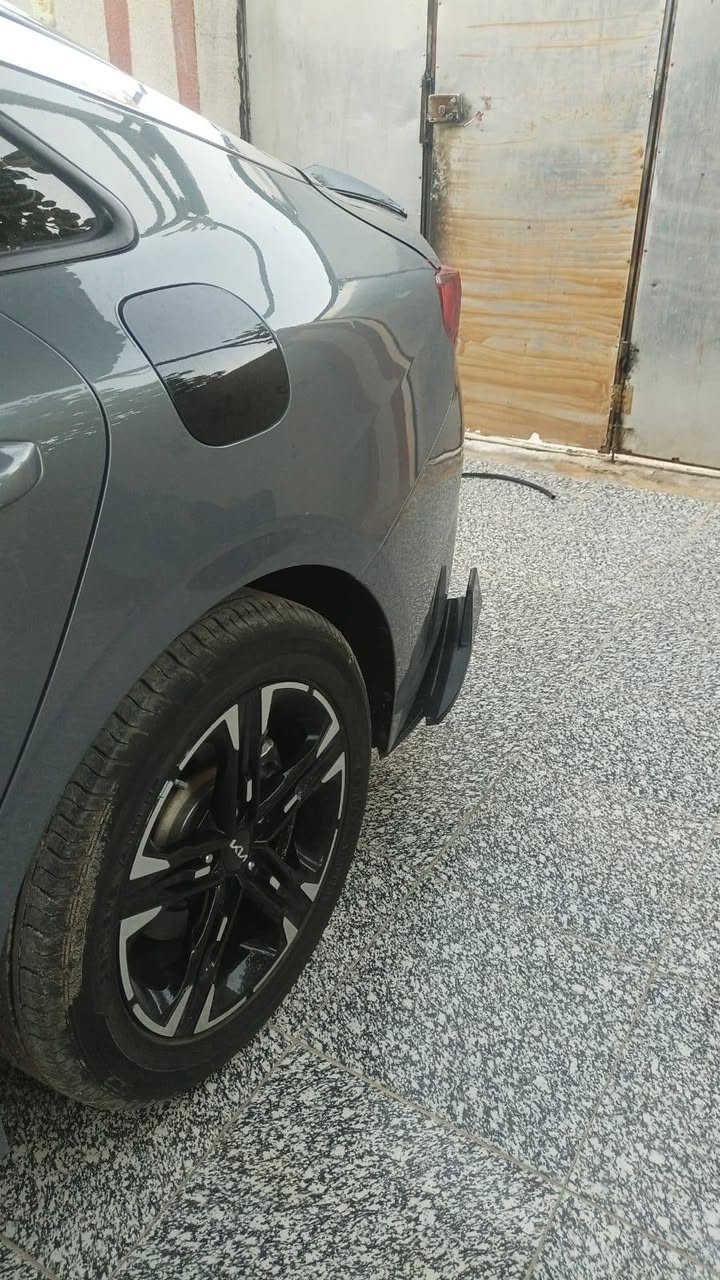 السلام عليكم
Kia.   K5GTLNE
موديل
2023 
ماشيه70mi
مواصفات
شاشه 
كامره
لايت عدسات4
بصمه
رادار امامي
رادار خلفي
رادار جانبي
لد امامي خلفي
حساس امامي خلفي
ويل كب كروم

توقف ذاتي 
قياده ذاتيه
تنبيه خروج عن المسار
تحديد مسار 
فول تحكم ستيرن
داخل  احمر
تبريد شاشه بيانو لمس
ترحيب عند الاقتراب
صندوق ذكي
تشغيل عن بعد
محرك 1،6✈️تيربو

كامره دواره وبعد بيها مواصفات 

حادثها شبر بلبنيد مرجع بارد 
وجاملغ مبدل وكاله 
وباب سايق بدل وكاله فقط لانو حادثها صفح ع تاير

رقم معوقين؟بصره؟وكالة عامه 
سعر 165


**إذا كنت صاحب هذا الإعلان وتريد حذفه لأي سبب، رجاءا أرسل رسالة إلى الدعم الفني**