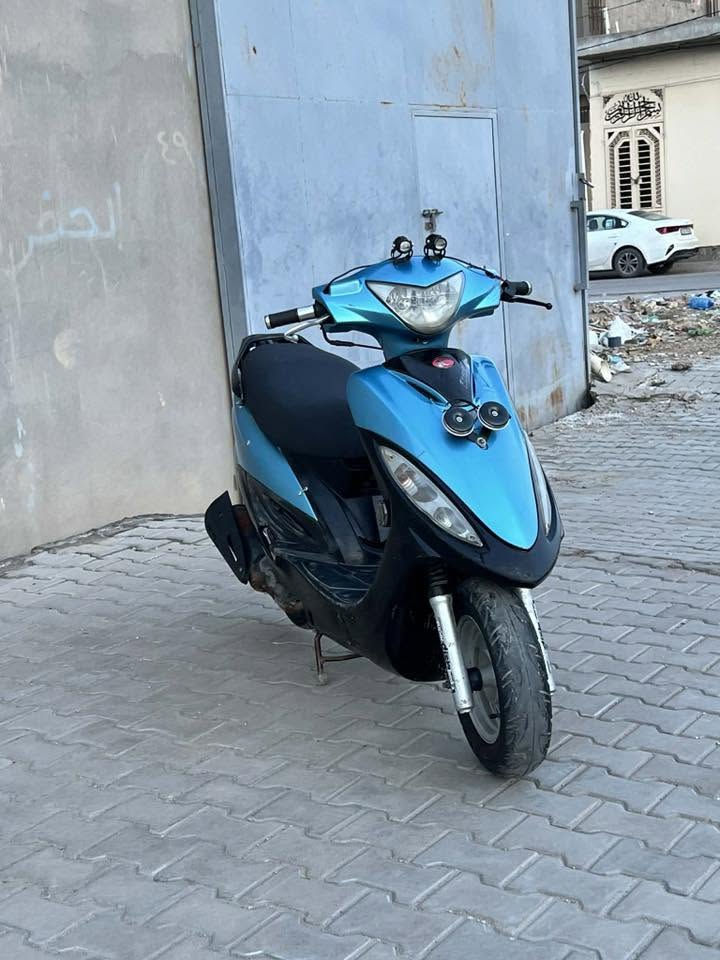 كامكو جي فور  محرك مفتوح علا ايدي قبل يومين نكرة سلف  دراج نضيفة شوفت عينك السعر 450 و بيه مجال بسيط او مراوس


**إذا كنت صاحب هذا الإعلان وتريد حذفه لأي سبب، رجاءا أرسل رسالة إلى الدعم الفني**