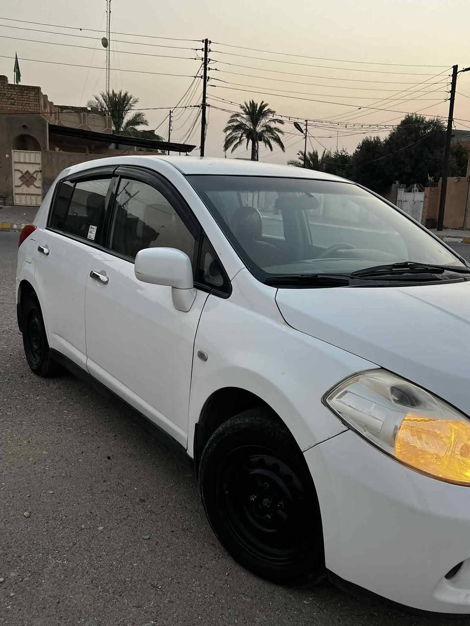 السلام عليكم ورحمة الله وبركاته 

نظراً للوعود الكاذبة توجب النشر من جديد 
سياره نيسان فيرسا موديل 2012 وارد امريكي حجم المحرك 2.0 الگير والمكينه بحالة ممتازة سيارة نظيفه ومناقصها ايشي 

السعر :74 وبي مجال للشراي 
للأستفسار اكثر الاتصال :***********
