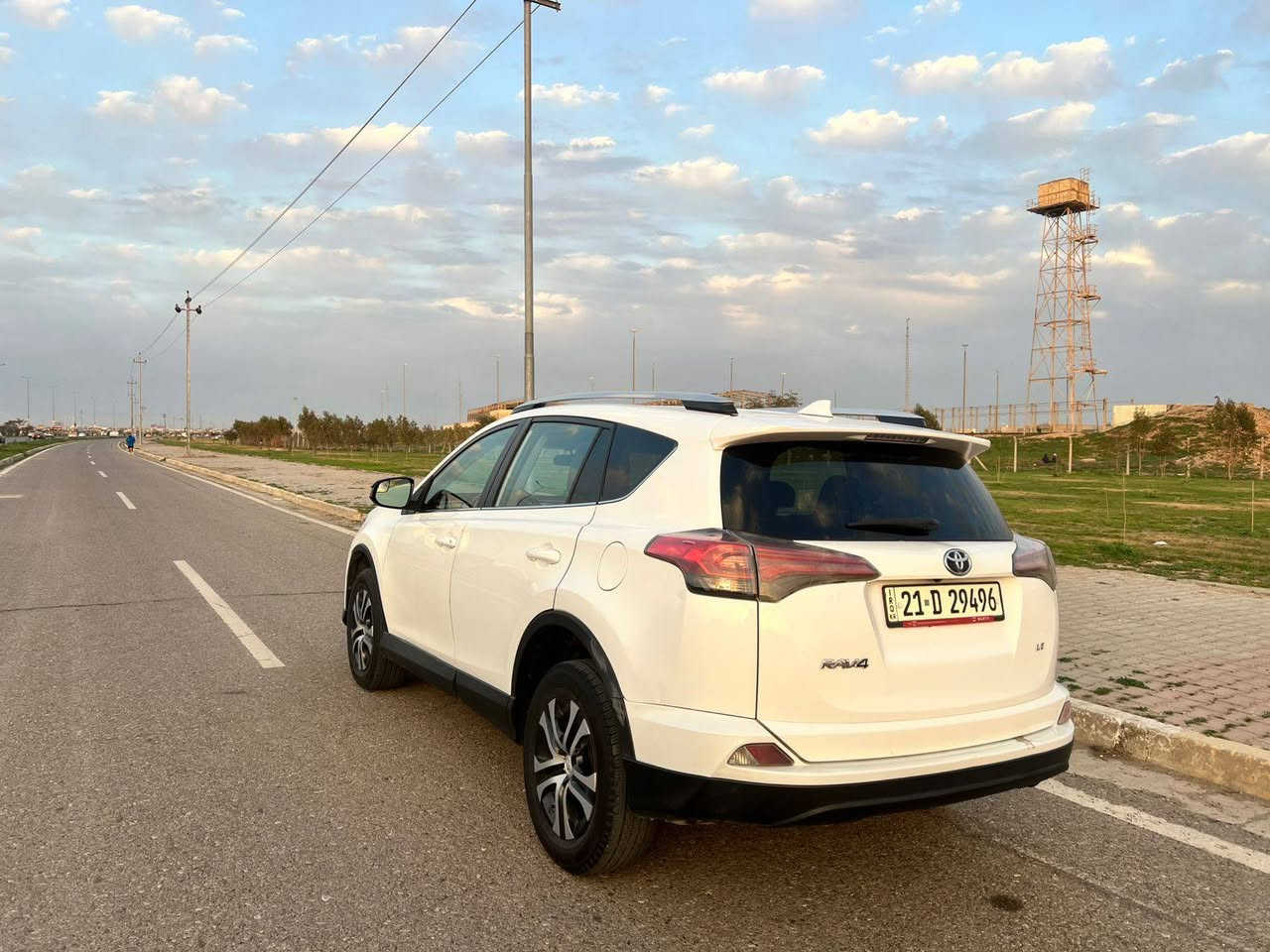 ڕاف 4 مۆدڵ 2016 LE 🤍

مواسەفات le 
تەحەکم سوکان 
کامیرا و شاشە 
سەنەوی 2028 مانگی 8 
گێڕ و مەکینەی بەشەرت 
کرانەوە و دەنگ و سەرفی نیە 
ڕۆشتنی 102 هەزار حەقیقی 
زۆر پاک ماوەتەوە 
چوار تایەی تازە 
چوار پارچەی بۆیاخ 
سعری :: 162 مەجال 
ژمارە :: *********** 
ڤایبەر و وەتس ئەپی لەسەرە كركوك, العراق
