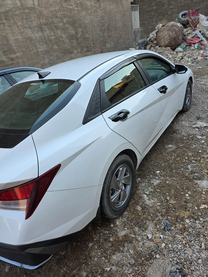 سلام عليكم 
النتر وارد امريكي 2024 حادثه كلش خفيف السياره جدا نضيفه برغي مابيها نقص مواصفاتها نص فول 
حساس 4اتجاهات 
اوتو هولد 
قياده ذاتيه 
نضام اقتصادي تطفى وتشتغل وحدها بل الازدحام
رقمي *********** واتس
مكاني بغداد الدوره
