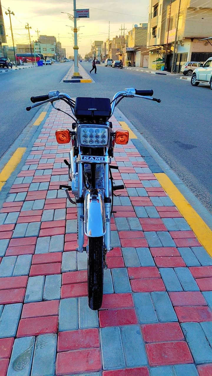 دراجة ارشة موديل موديل 20 طالعة بل 21 اوراق اصولي
وصل معرض بسمي الدراجة كفالة عامة شرط الف ما تصرف 
عليهة السعر 550 قفل عنوان كربلاء ***********
