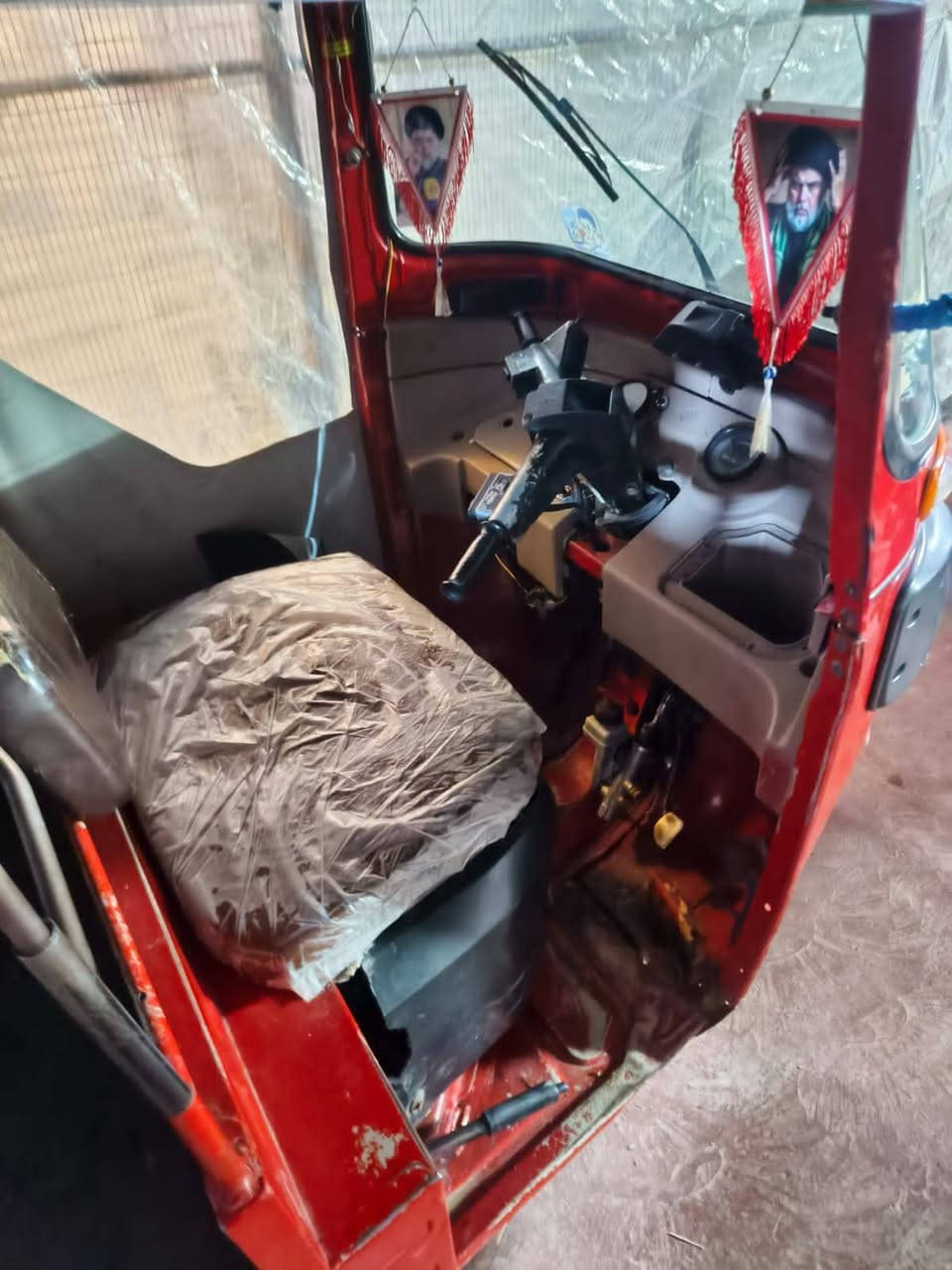 تكتك 2019 سعره 6500 وبيه مجال حلوه نضيفه رقمي ***********
