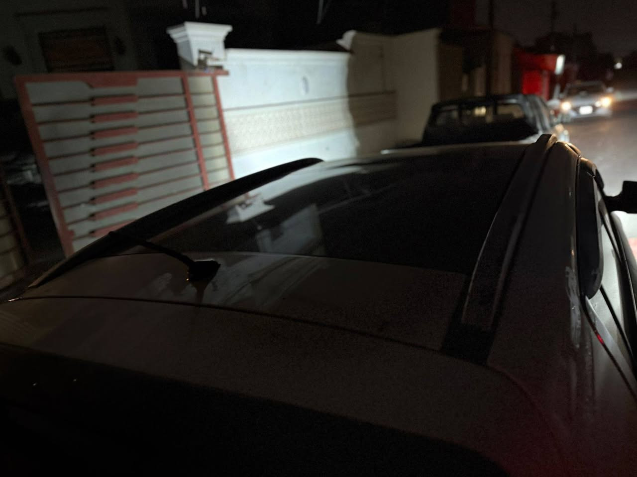 سلام عليكم كيا سبورتج 2013 خليجي قمار بنراما 
خليجي سياره بدون قطره صبغ بيها ملاحضات بارد بسيطه 
مكاني بغداد *********** وتساب أو تصال متوجد
