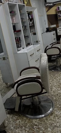 كرسي حلاقة • قنفه • معدات صالون