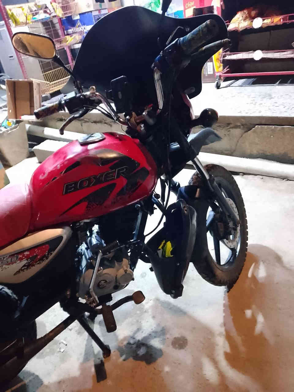 دراجة بوكسر مديل 22 نازله 23 كفاله عامه دراجة مانقصه شي وارقه كاملة صوليات ستخدام شخصي  مكاني بلديات *********** سعر 1300 بيه مجال
