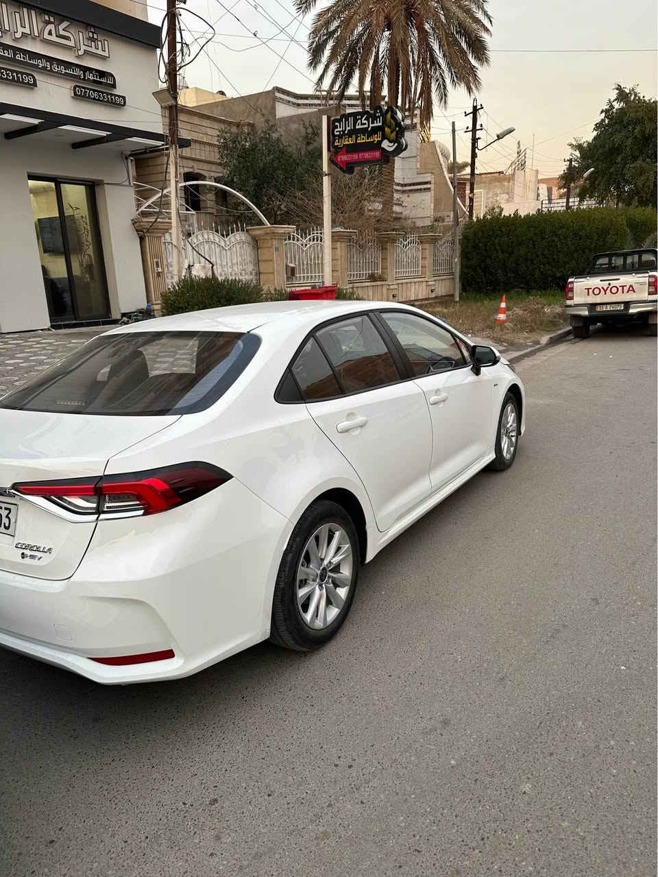 كورلا هايبرد 2025 
شكل الخليجي ( كفالة عامة )
كفالة من البارد و الصبغ 
ماشية 9  الف 
مواصفات السيارة
سلايد رووف 
رادار
 بصمه
دشبول ديجيتال 
كشنات جلد 
كاميرا دوارة  
تبريد شاشة
قطعتين تبريد
هاند بريك كهرباء 
نظام مانع الانزلاق 
اوتو هولد Auto Hold 
اشارة في المرايا الجانبية
بيه طخطخه بسيطه جدا باب السايق والصور موجوده بدون تعديل بارد 
السعر : 155 
العنوان : بغداد . المنصور  
للأستفسار :#*********** بغداد, العراق
