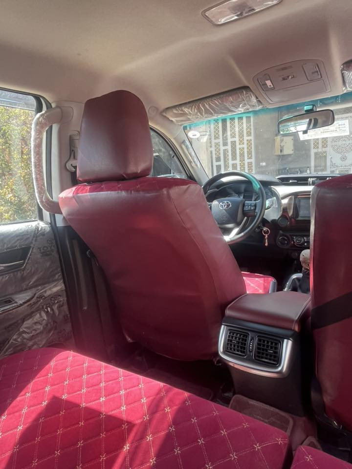 للبيع تيوته تيوته هايلوكس كفاله عامه 
موديل 2024
ماشيه 50الف 
قطعتين تبريد 
تبريد كشنات 
شحن لاسلكي 
كير عادي 
سبير ما نازل 
رقمً اربيل 
جاهزه دوشمه 
العنوان واسط صويره ناحيه الشحيميه 
اتصال واستفسار  ***********
