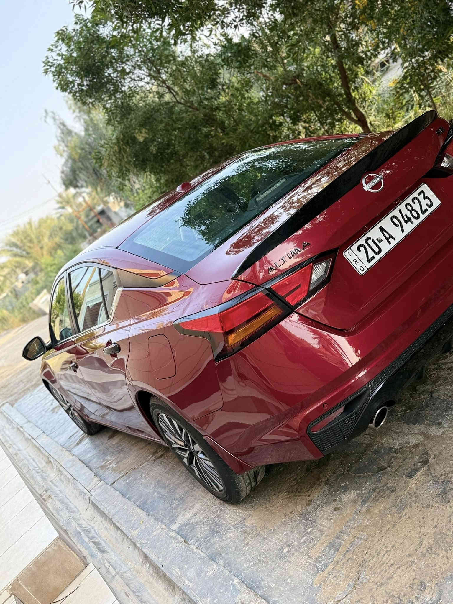 السلام عليكم اخواني...
للبيع نيسان ألتيـما SV + PLUS 

فـول فـول بدون أيرباك 💭

موديـل 2023 عداد الماسافة 24 mi 

لون مميز دم العزال المرغوب حجم المحرك 2500 تنفس طبيعي كير 8 نمر تو ويل 

المواصفات :

فتحتة سقف Slate Roof 

بصمة ابواب /وبصمه تشغيل/بصمه صندوك  

تشغيل عن بعد: Remote Start شاشة لكزز حجم كبيرتدعم كافه الخاصيات ونظام الخرائط GPS

هاند بريك بصمة اوتو هولد شاحن تلفون لاسلكي 

رادارات 360ْ 

رادار امامي تحديد مسار

 رادار خلفي التحذير من الاصددام

رادار جانبي نقطة عمياء

حساسات اماميه

حساسات خلفية 

فوول تحكم ستيرن كشنات هيترات  +  كهرباء⚡️ 3 حركات 

تبريد لمس لايتات LED عدسه زينون ويل كب كروم 18 

السيارة حادثها..!

قبغ صندوك وجاملغ خلفي وبنيد بدون دواخل بدون ايرباك وجتي من امريكا بيها كلير 3 قطع 

السيارة داخله معوقين بأسم ولد شاب وكاله مضمونه 

السعر مناسب : 138 وبيها مجال بسيط.

السيارة كتبت كل تفاصيلها ومناقصها كلشي الحمد لله وبألف عافيه ع ياخذها بحيث اليجي بس يكلب خلاف المذكور ياخذ السيارة بلاش

***********
