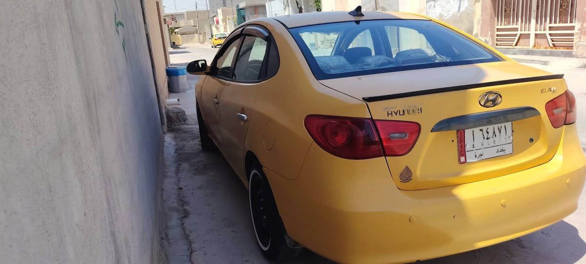 سلام عليكم للبيع النتره موديل 2009 وارد أمريكي ضرهه جاملغ سكن بدون دواخل وطختين صارت بيد باب سايق وهلال  فقط سياره كير عادي مكينه الفين  لاصرف لا بخار سياره بيهه منضومه غاز تبريد ثلج تخم تاير جديد صدر جديد السعر ٨٣ بيهه مجال بصيط مكان سياره ديالى خانقين رقم  الهاتف ***********
