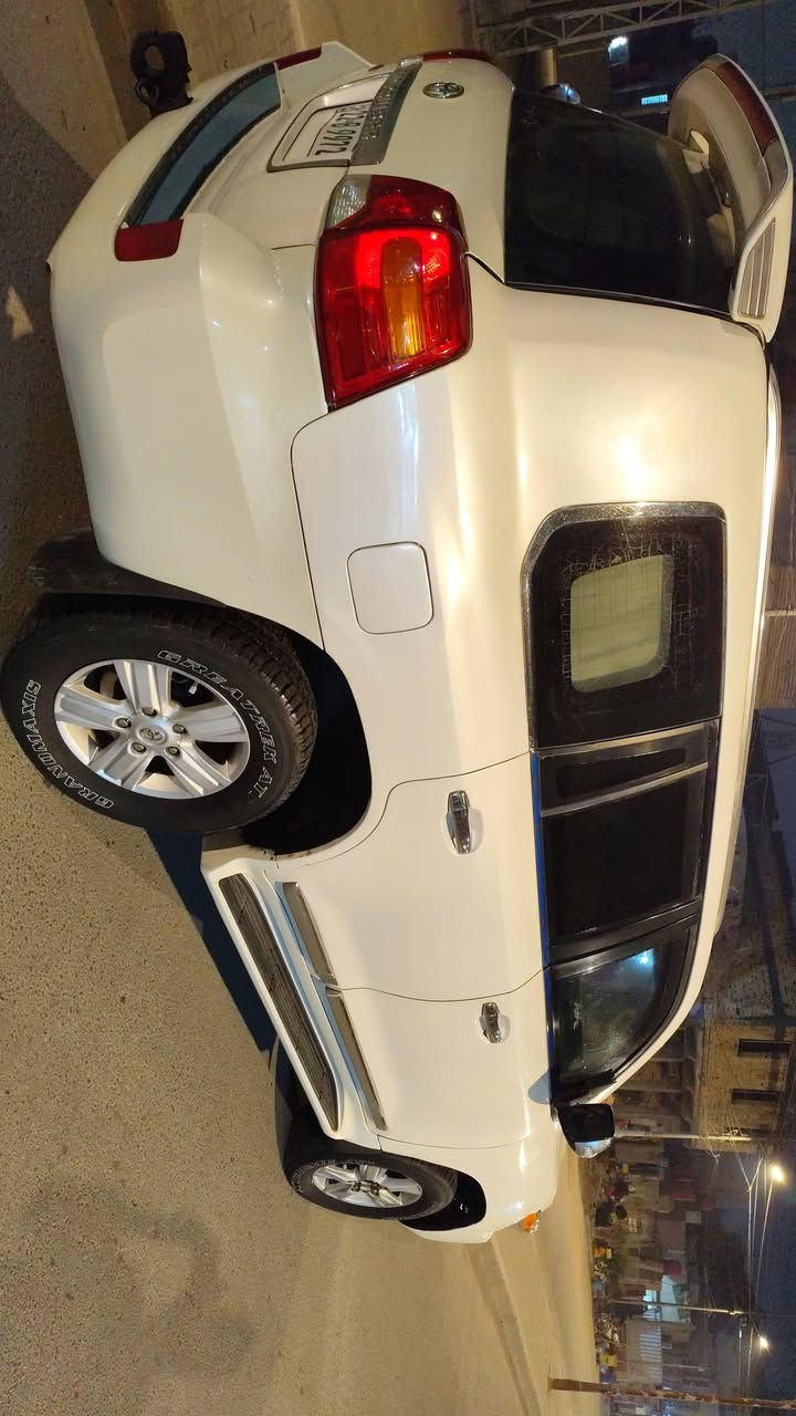 #جوه السوگ.. ادوات 2013
لاندكروزر مصفحة مدرع كير محرك كاز حداده تبريد جاهزه من كل شي حتى دهن مبدل وسعر مناسب كوني محتاج شرط الفحص مامكصوص مصبوغ قطع مال التصفيح بيه نصبه تخبل وسعر 

115$ ورقه لشراي وانا بخدمتكم والف عافيه الي يأخذه قفل 
الله شاهد مشتريه 142ورقه
***********
البصرة
