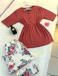 ملابس • قطعة • عرض