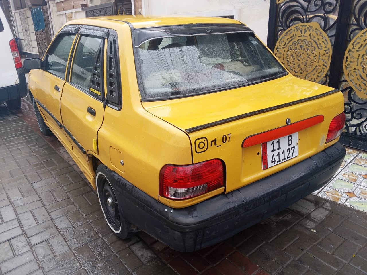 سايبا 2011 عظم
شواصي لافطر ولاكسر ولاتعمير 
بيها طخه بجاملغ الأيسر نفس ماموجود بالصوره فقط
بغداد انكليزي سنويه باسمي 
محرك خير من الله الكير نمره 4 يفلت فقط 
صدر جديد تخم تاير خط ابيض 
دوشمه جديده داخل نضيف كلش مكاني بغداد الدوره 
*********** السعر 28 وبيها مجال بسيط
