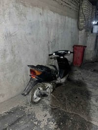 دراجه عصفوريه سرعه ٦٠ مكينه البارحه مجفته كهربائيات كلها شغاله فقط عدا...