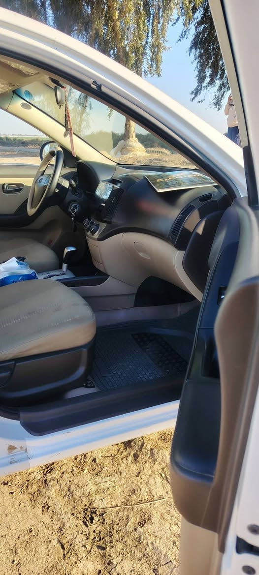 السلام عليكم سياره النترا صالون 2010 بيه  قطعتين بارد والباقي كير 1600  ومحرك كفالاه وسونار موجود رقم شمالي تحويل بكل وقت السعر 115 وبيه مجال المكان صلااح الدين الضلوعيه ***********
