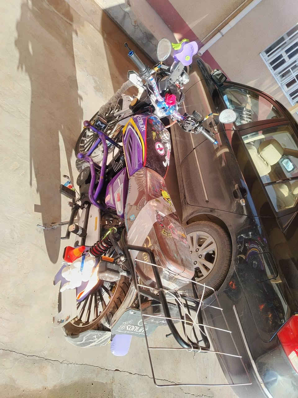 يالله.
سولنك موديل 25 محرك 200cc دراجه خير من الله مناقصها كلشي جاهزه ع اخر حبايه متحط عليها ربع والصور هيه تحجي عليها زنون ولايت بليل محد يوكف كدامها وعليها شوت صافره اصليه والباقي كدام عينك بس عوزها غسله مرتبه. سعرها 1150 وبيها مجال بيع فقط مكاني جزيره الخالديه 

***********
