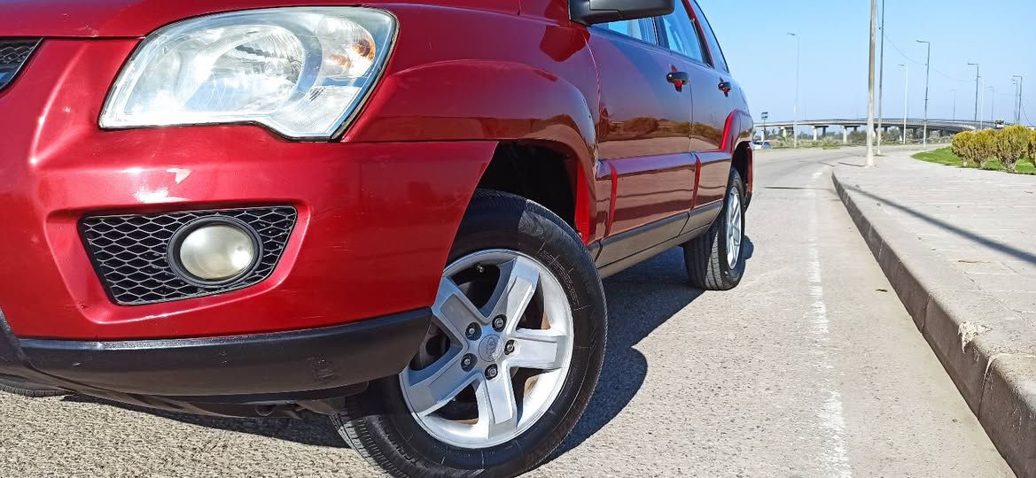 السلام عليكم سپورتج 2009 محرك 4 بدون قطرة صبغ رقم جديد كير ومحرك شرط تبريد وتدفئة شرط السعر 117 وبيها مجال بسيط ***********
