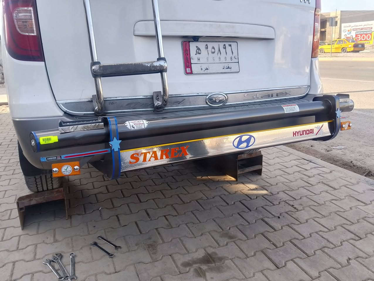 سلام عليكم اخون يوجد لدينا دروعة خلفي استاركس وسيبايات ودوسات مكان كركوك طريق عمل  للااستفار ع رقم *********** اخوكم مصطفى حدادة
