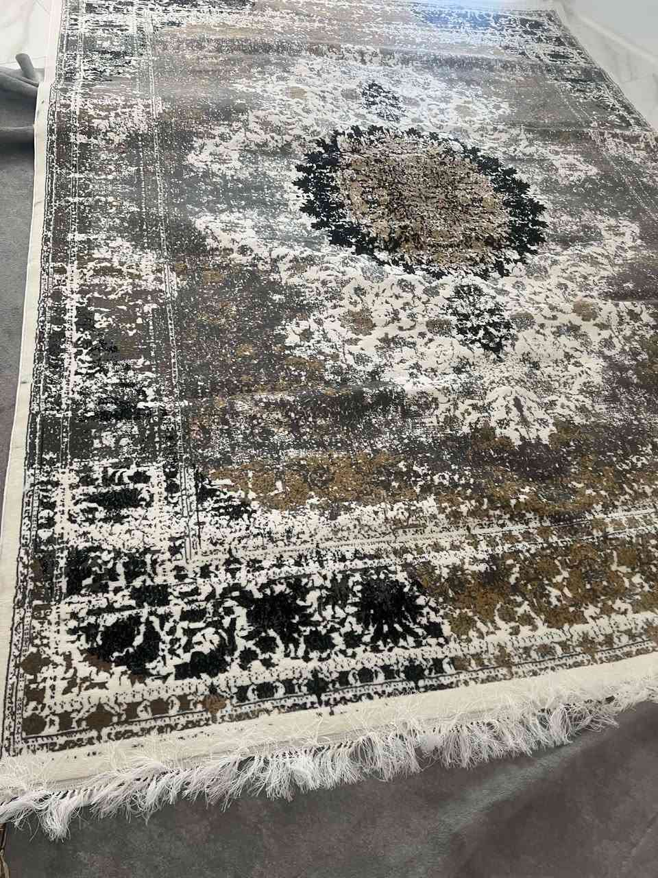 سلاو. .....٢تال قالی ئیرانی ٧٠٠شانە هەر تاکیک ٣بە٤هەلەبجەی تازە بۆژوریکی ٤بە ٦دەبیت ١٥٠هەزار. 

هەر کالایەکی مالت هەیە بنئرە بۆت دەفرۆشم


**إذا كنت صاحب هذا الإعلان وتريد حذفه لأي سبب، رجاءا أرسل رسالة إلى الدعم الفني**